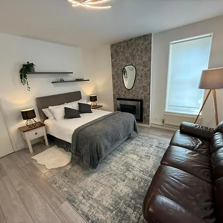 Guest Home In Vauxhall